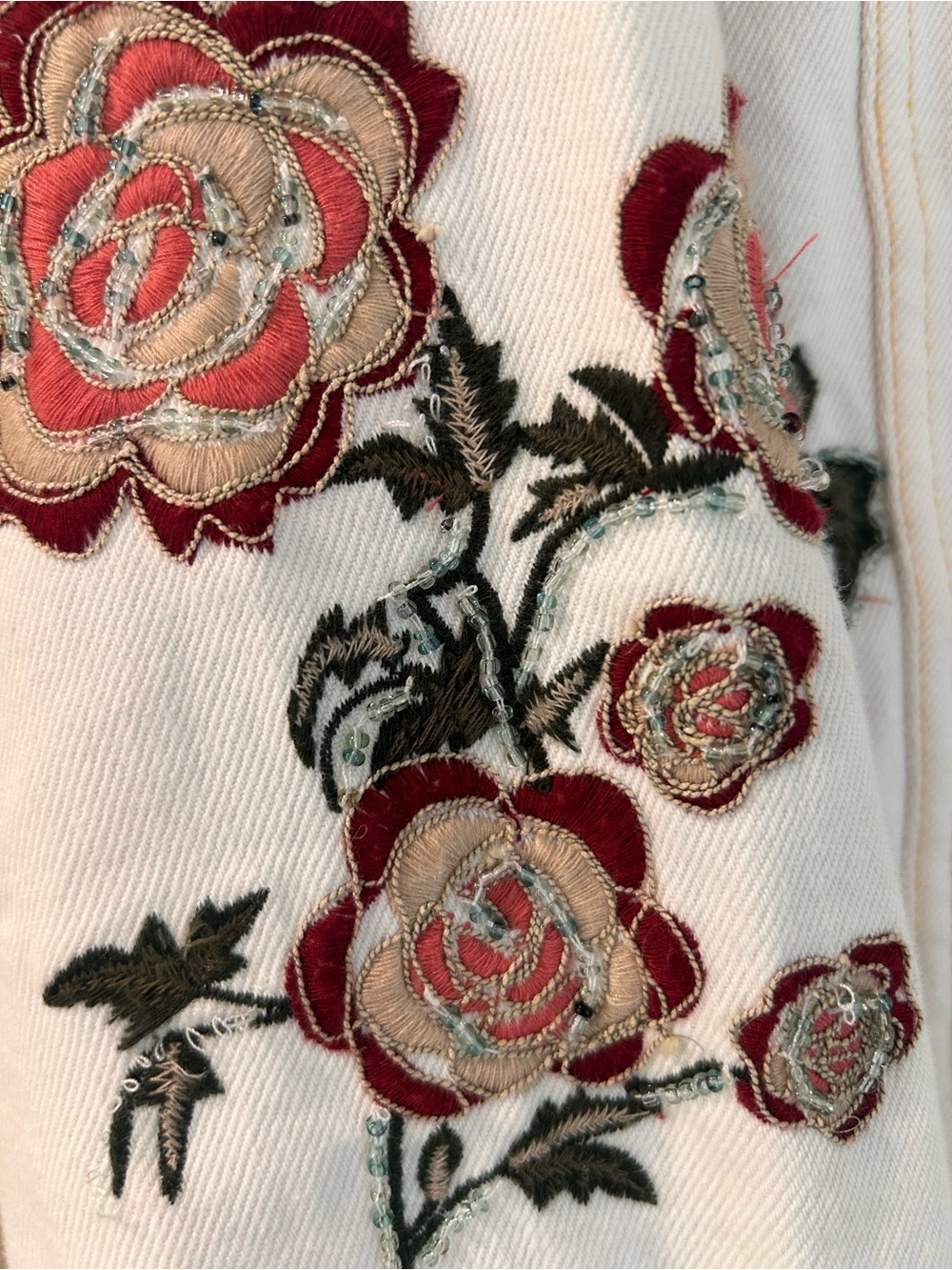 ZARA Embroidered White Denim Jacket with Bird & Floral Motif - Picture 9 of 10